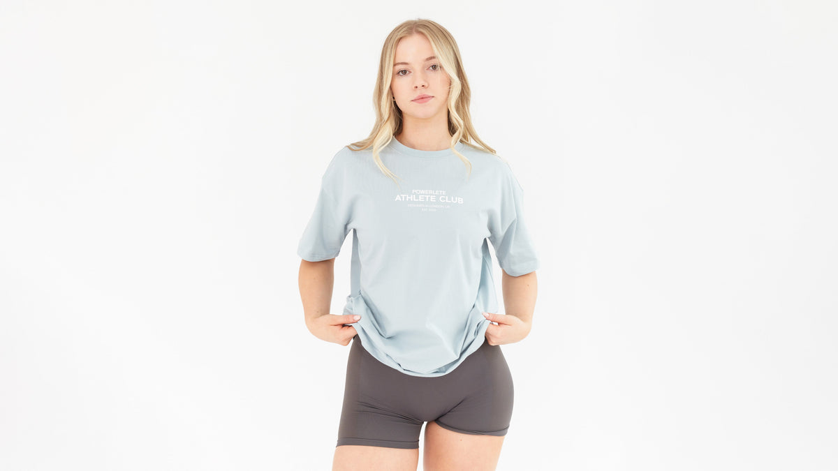 How to Style an Oversized Gym T-Shirt